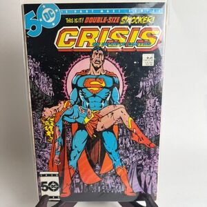 DC Comics Crisis On Infinite Earths #7 1985 Death of Supergirl George‎ Perez